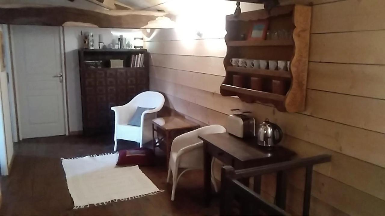 Les Tournesols Bed and Breakfast La Bernardiere Eksteriør billede